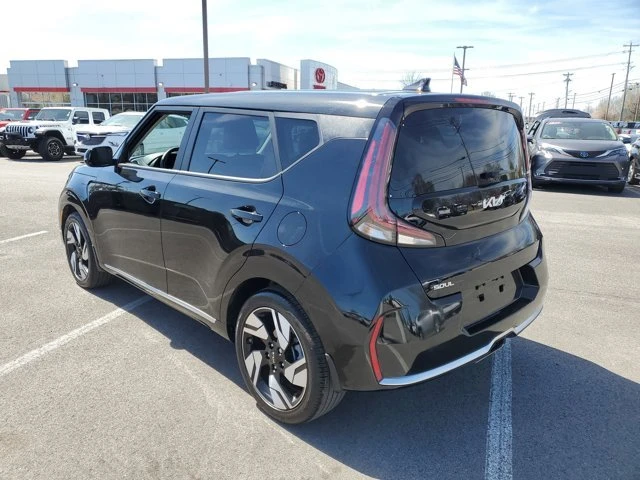 2025 Kia Soul - Image 2 of 20