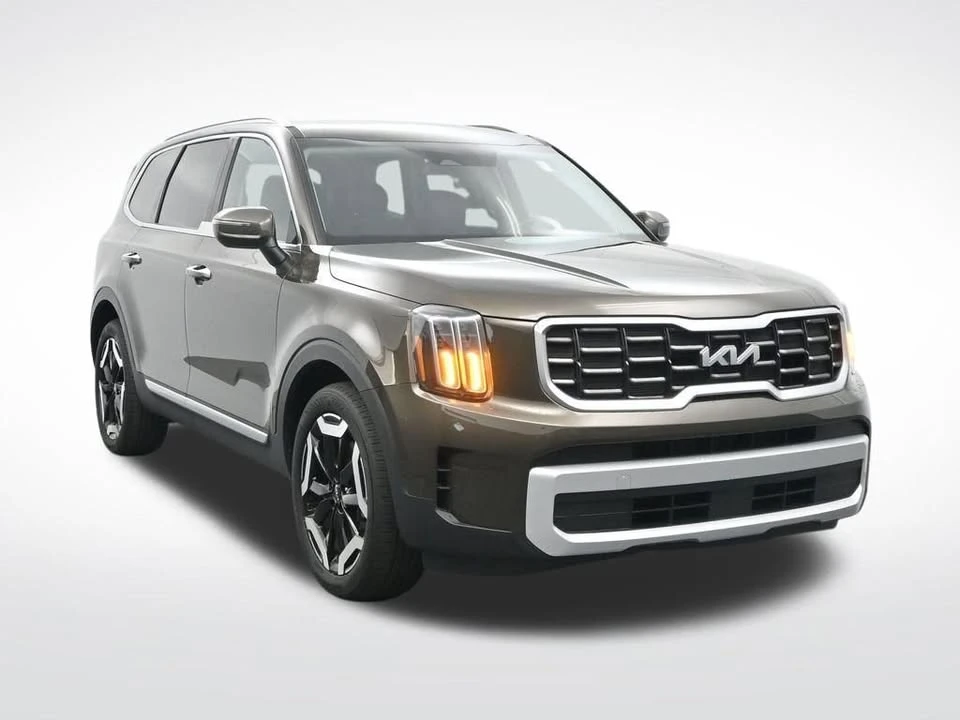 2025 Kia Telluride - Image 2 of 12