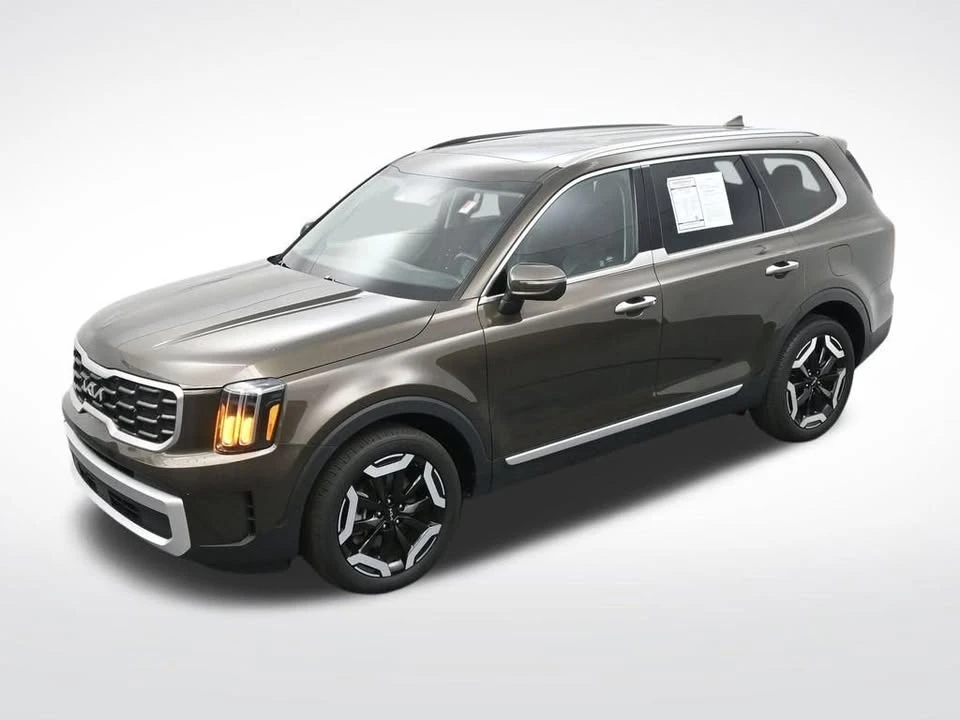 2025 Kia Telluride - Image 10 of 12