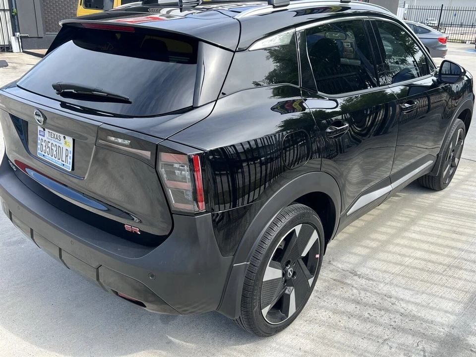 2025 Nissan Kicks - Image 11 of 21