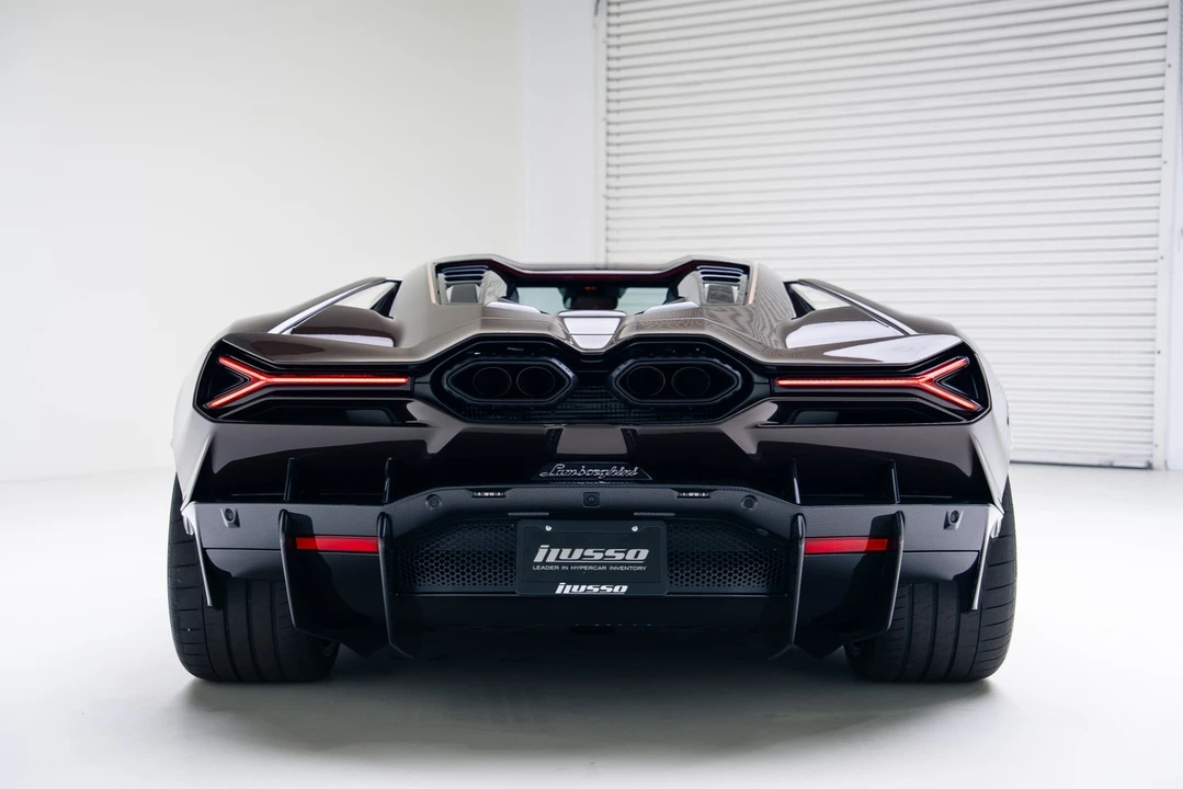 2025 Lamborghini Revuelto - Image 6 of 21