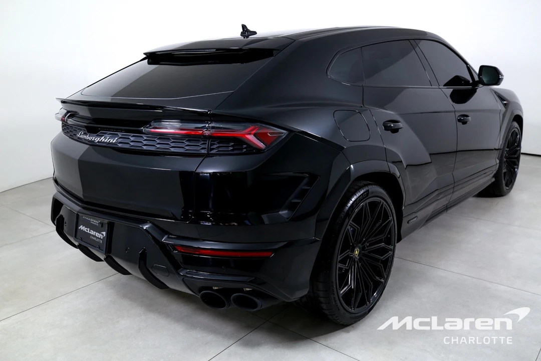 2025 Lamborghini Urus SE - Image 8 of 21