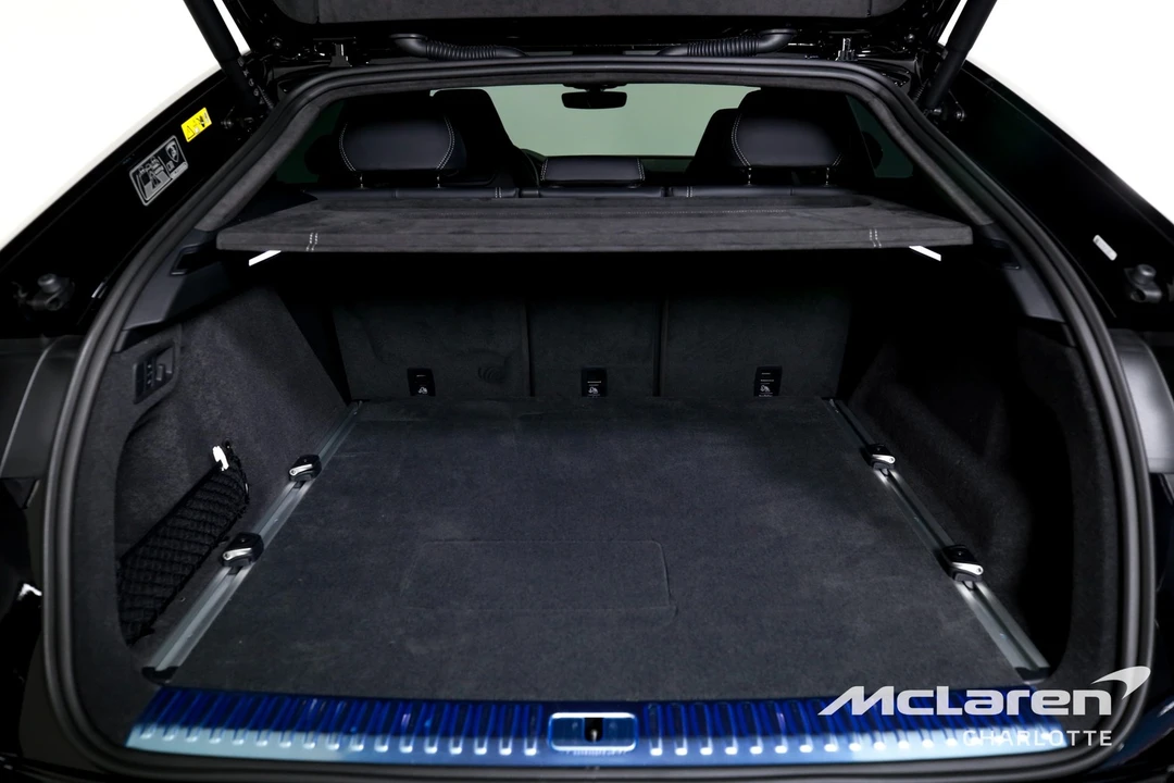 2025 Lamborghini - Image 20 of 31