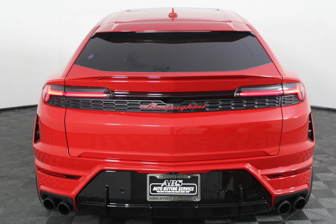 2025 Lamborghini Urus SE - Image 10 of 31