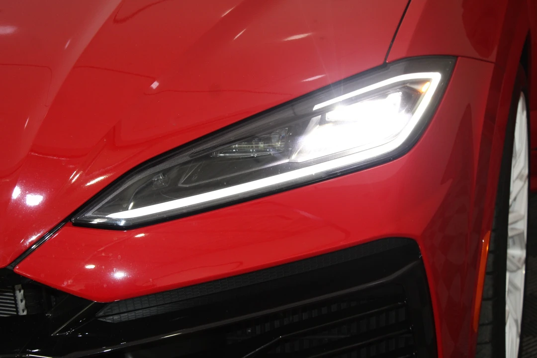 2025 Lamborghini Urus SE - Image 16 of 31