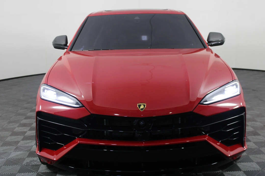 2025 Lamborghini Urus SE - Image 4 of 31