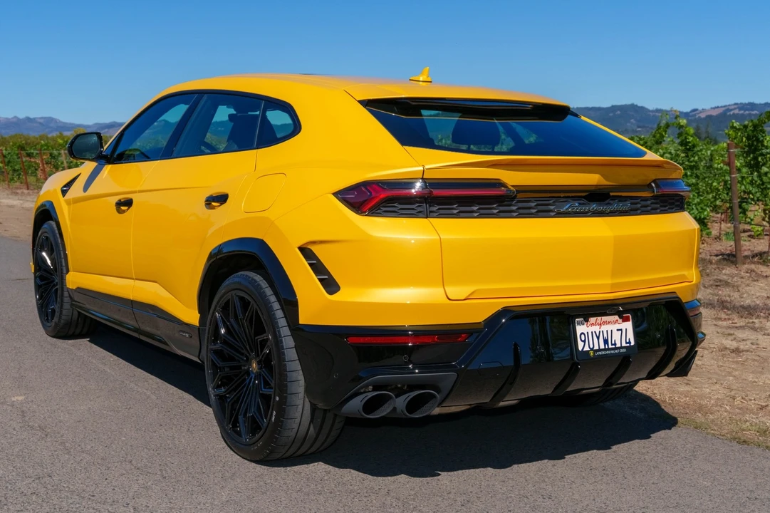 2025 Lamborghini Urus SE - Image 6 of 21