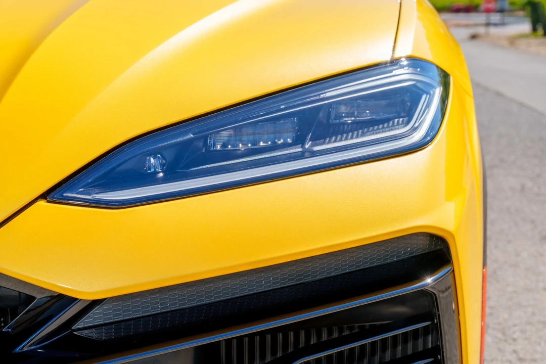 2025 Lamborghini Urus SE - Image 20 of 21