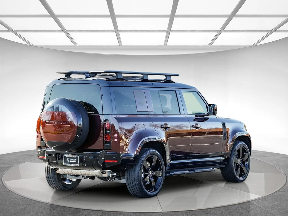 2025 Land Rover Defender L663 - Image 4 of 21