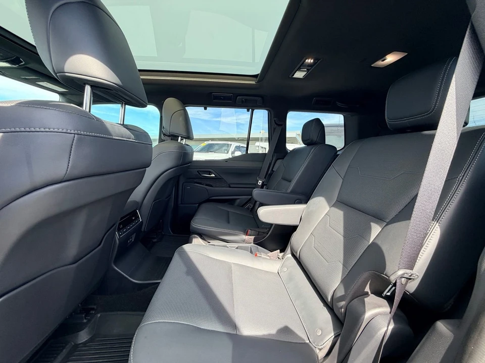 2025 Lexus GX 3rd Gen - Image 8 of 10
