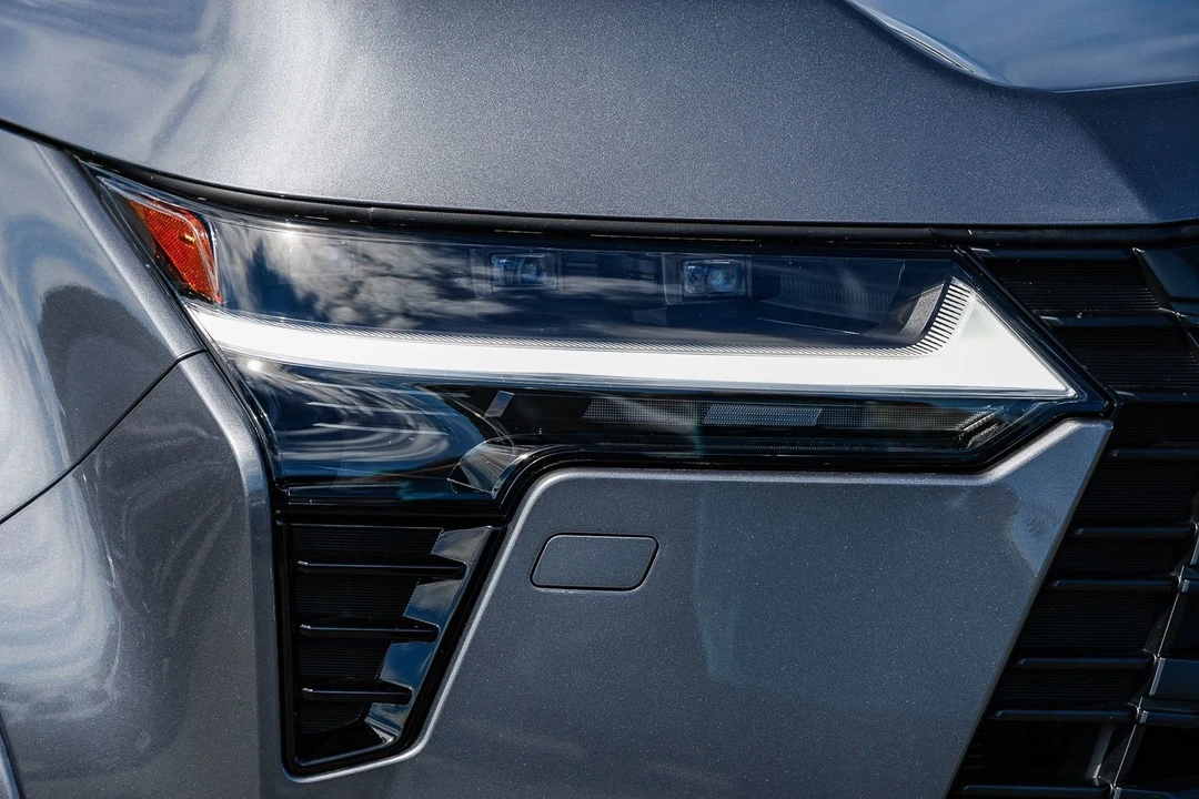 2025 Lexus GX 3rd Gen - Image 7 of 21