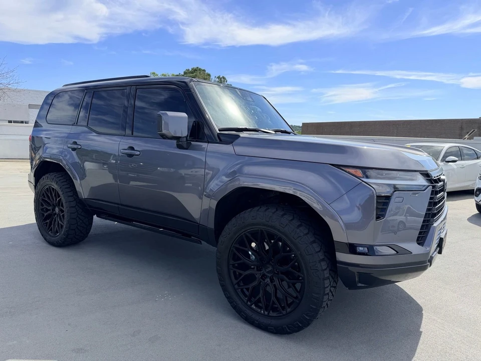 2025 Lexus GX 3rd Gen - Image 3 of 10