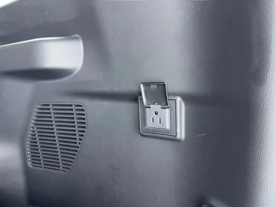 2025 Lexus GX 3rd Gen - Image 14 of 21