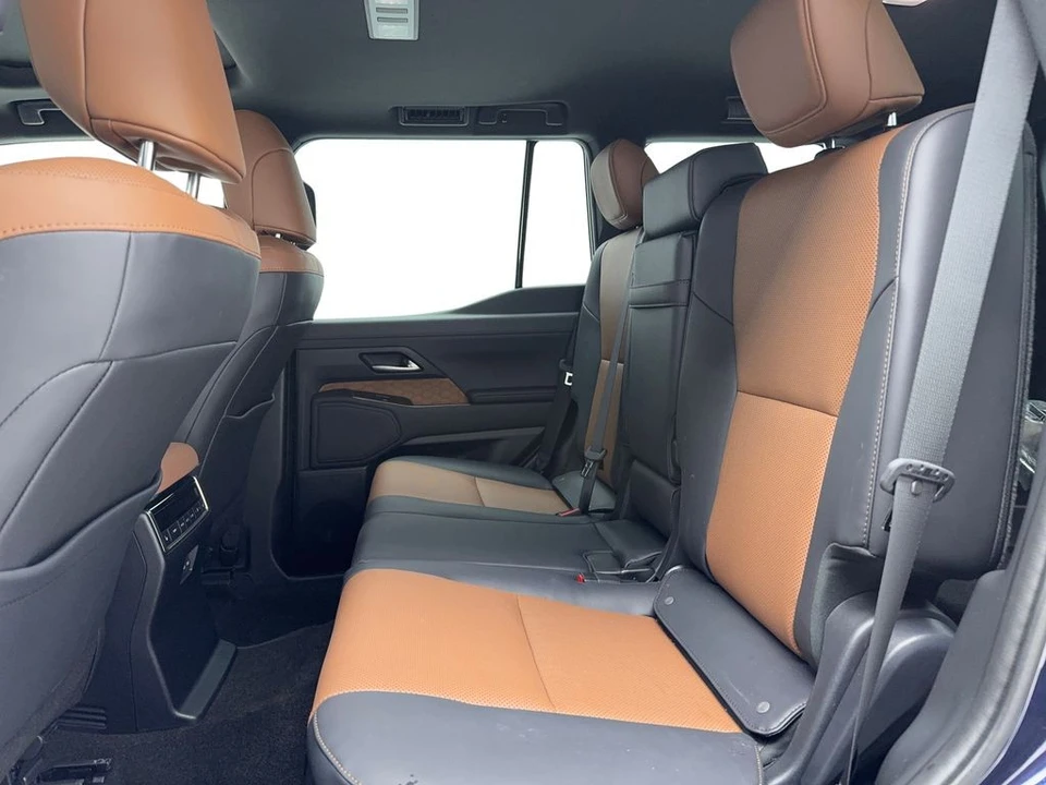 2025 Lexus GX 3rd Gen - Image 16 of 21