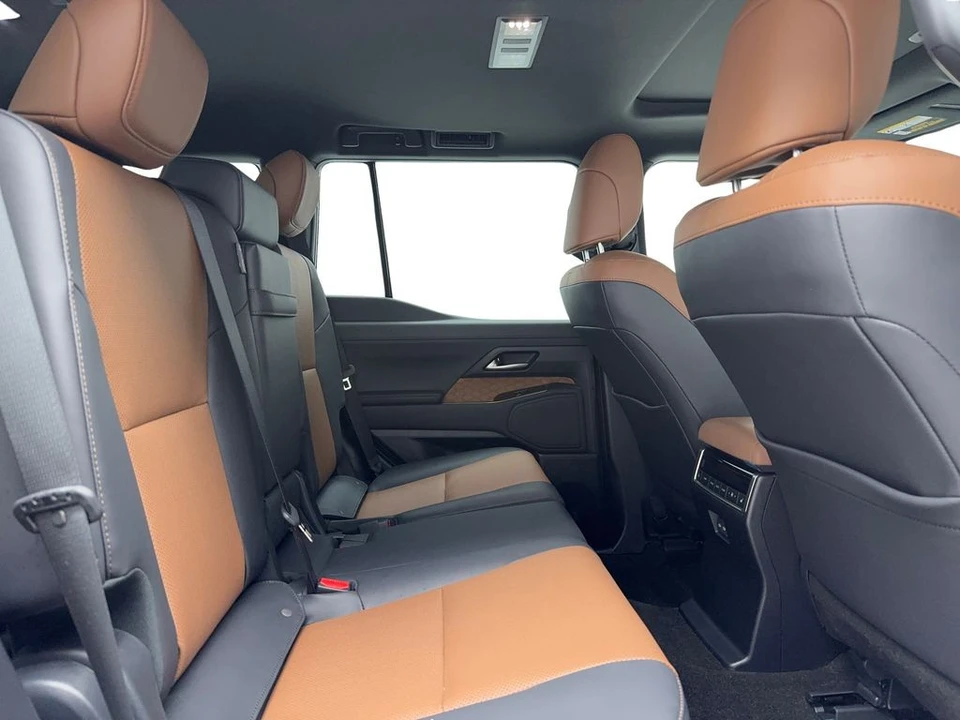 2025 Lexus GX 3rd Gen - Image 18 of 21