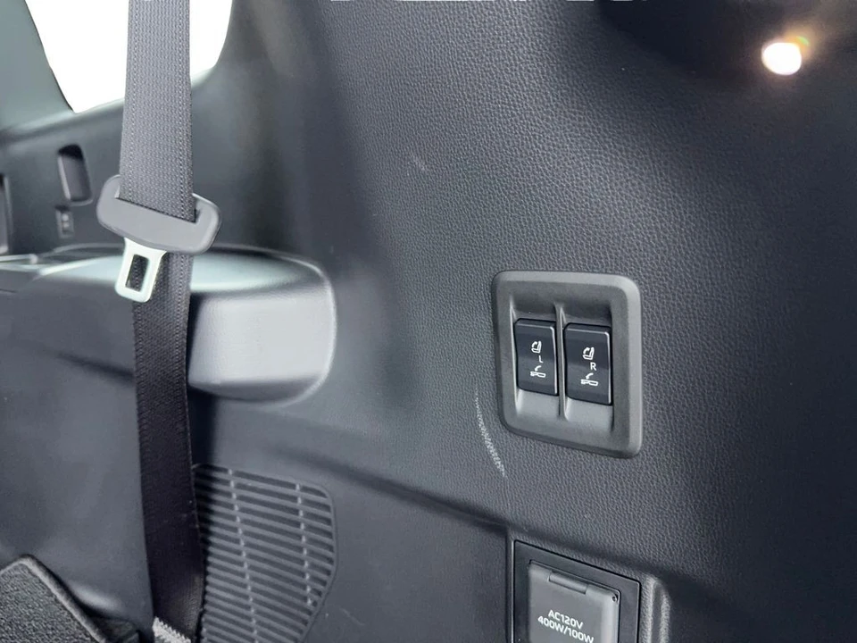 2025 Lexus GX 3rd Gen - Image 17 of 21