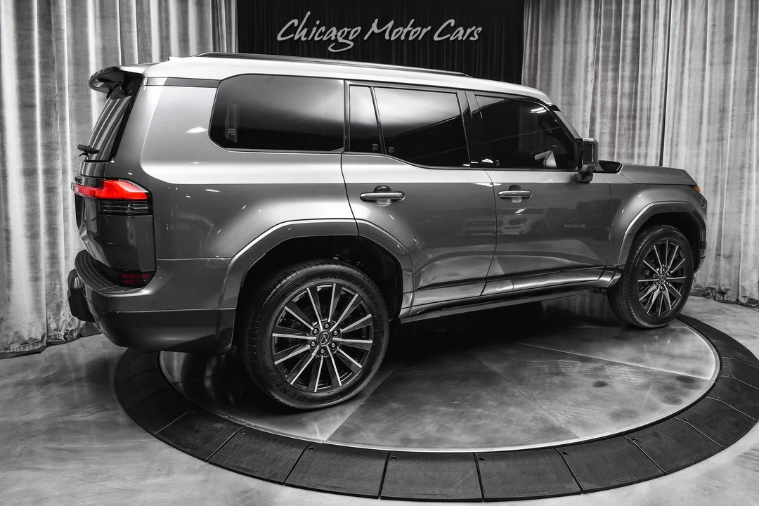 2025 Lexus GX 3rd Gen - Image 5 of 21