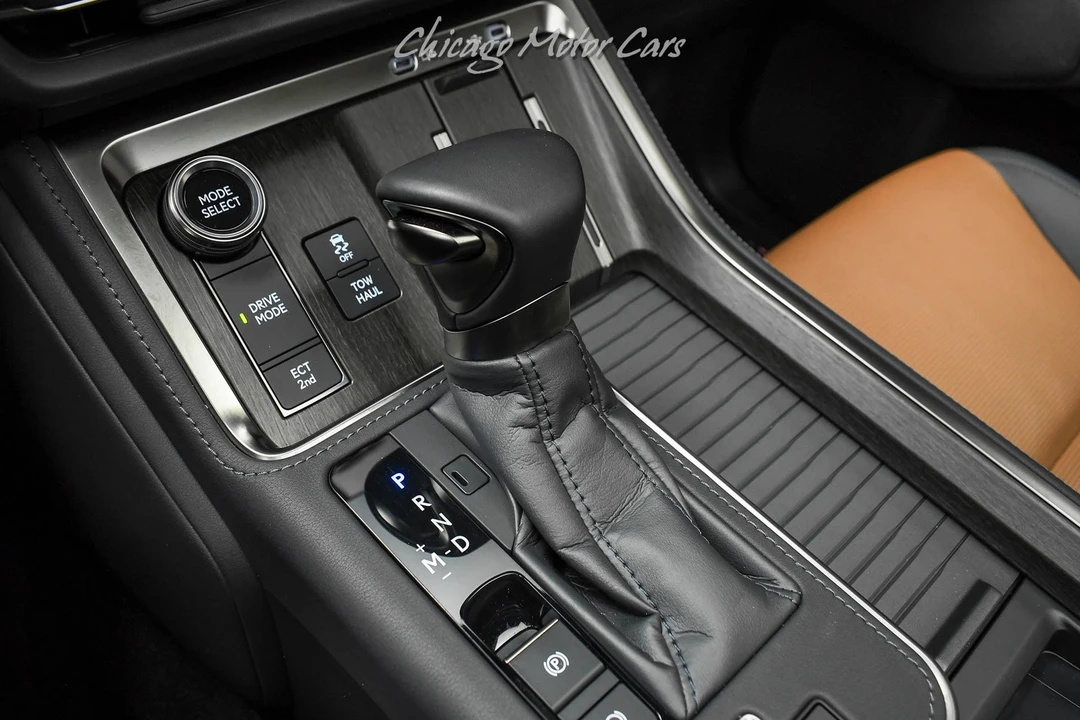 2025 Lexus GX 3rd Gen - Image 18 of 21