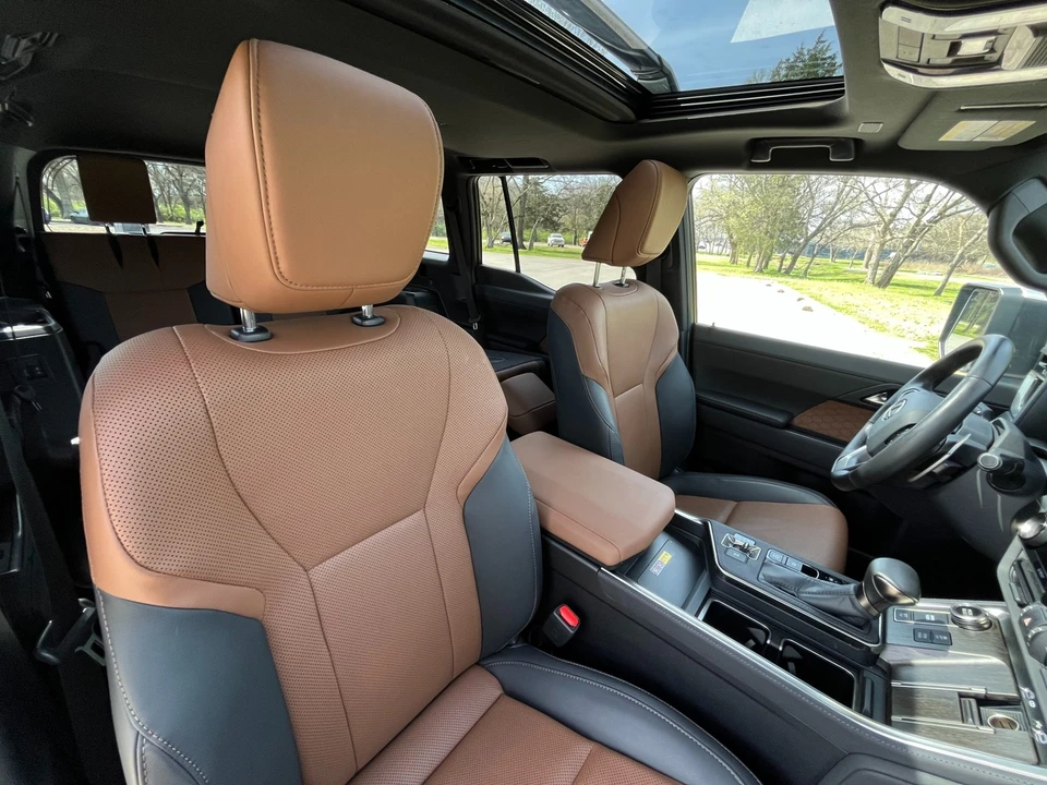 2025 Lexus GX 3rd Gen - Image 16 of 21
