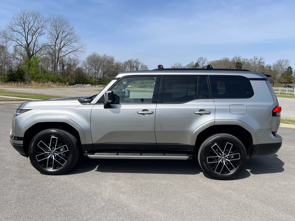 2025 Lexus GX 3rd Gen - Image 7 of 21