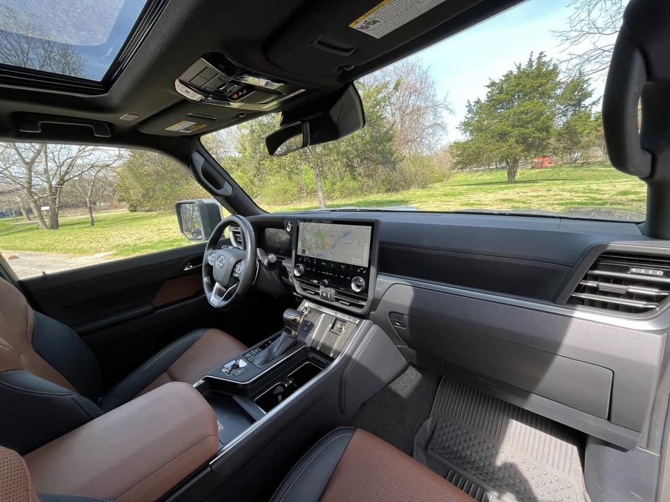 2025 Lexus GX 3rd Gen - Image 15 of 21