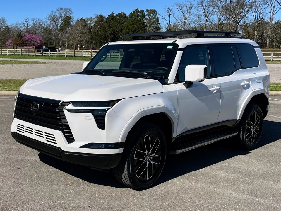 2025 Lexus GX 3rd Gen - Image 2 of 21
