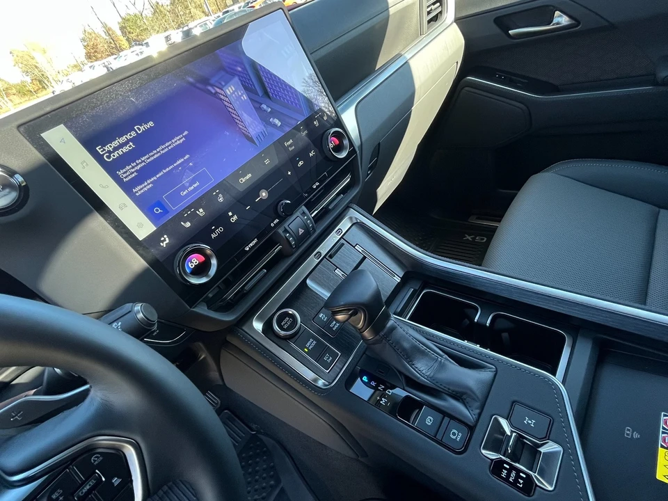 2025 Lexus GX 3rd Gen - Image 16 of 21