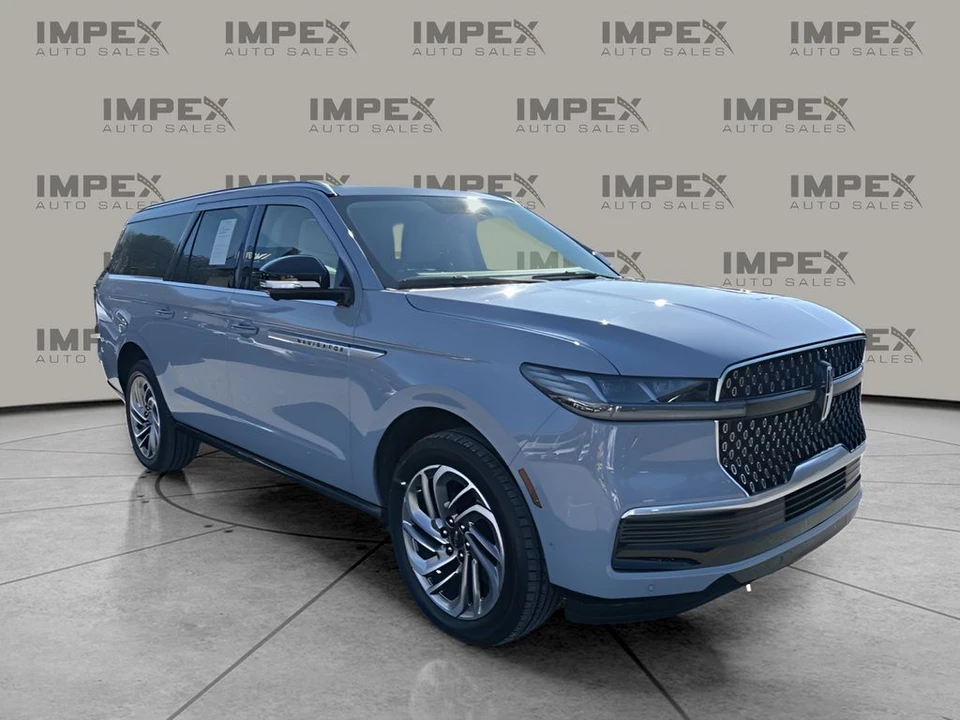 2025 Lincoln Navigator 4th Gen - Image 7 of 21