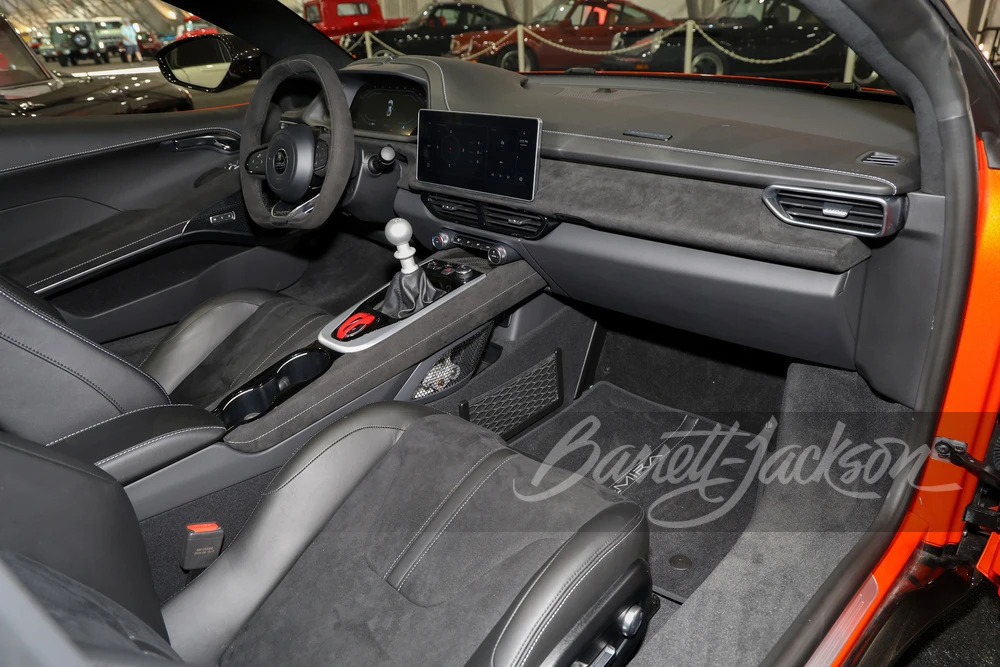 2025 Lotus Emira - Image 14 of 23