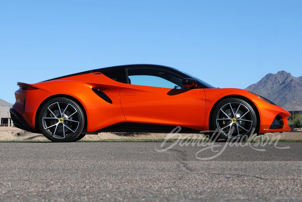 2025 Lotus Emira - Image 3 of 23