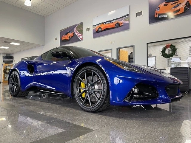 2025 Lotus Emira - Image 6 of 12