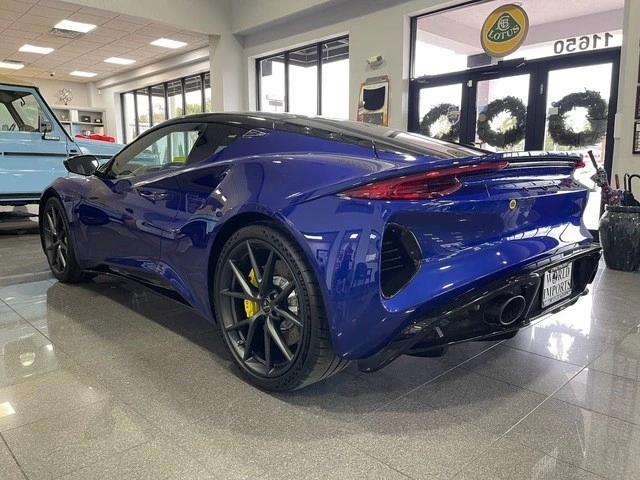 2025 Lotus Emira - Image 3 of 12