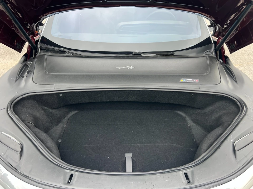 2025 Lucid Air - Image 10 of 21