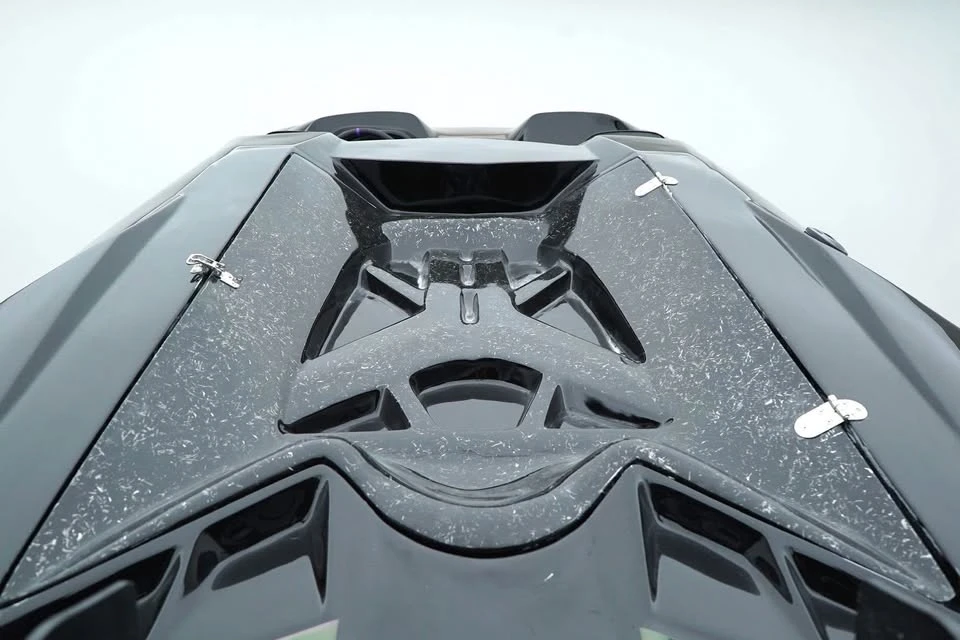 2025 Lamborghini - Image 6 of 6