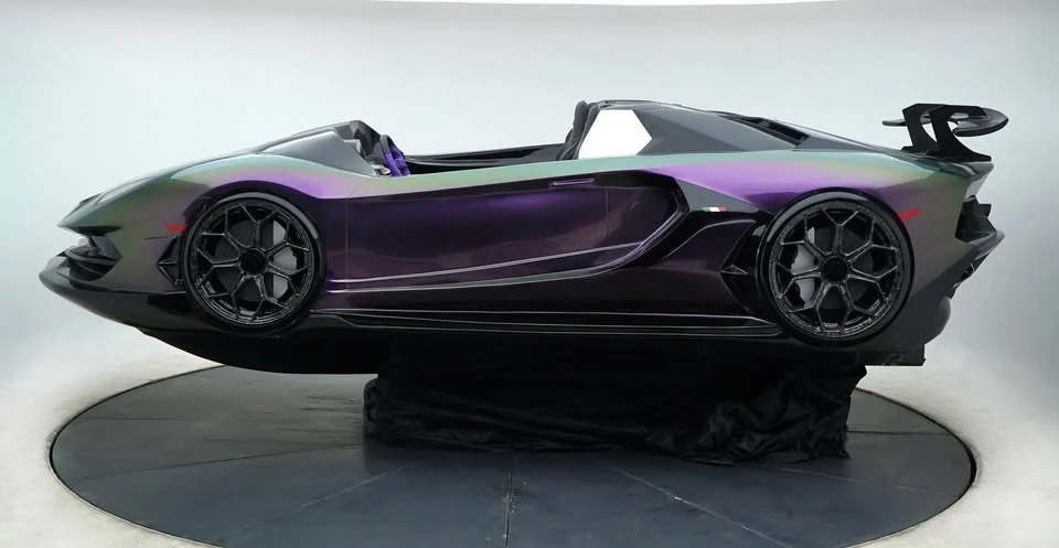 2025 Lamborghini - Image 2 of 6