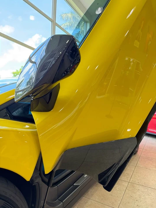 2025 Lamborghini Revuelto - Image 10 of 19