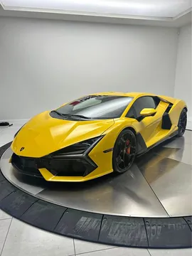 2025 Lamborghini Revuelto