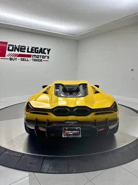 2025 Lamborghini Revuelto