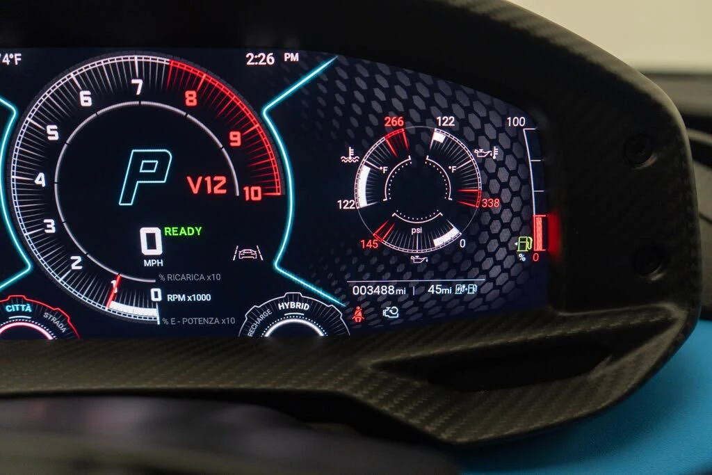 2025 Lamborghini Revuelto - Image 21 of 31