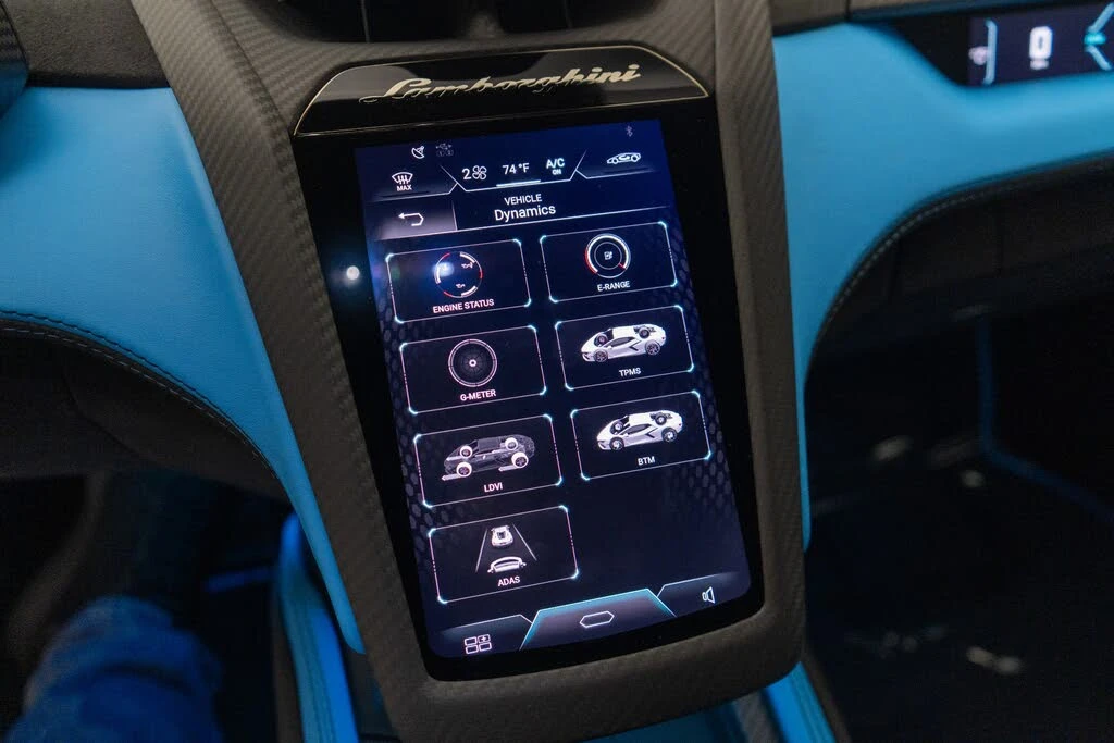 2025 Lamborghini Revuelto - Image 29 of 31