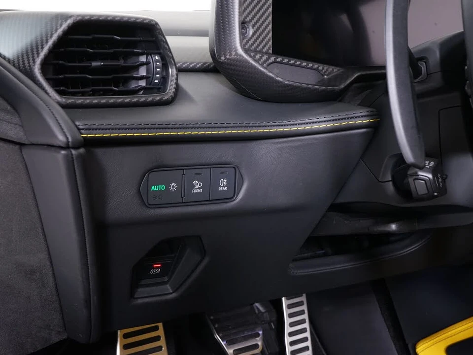 2025 Lamborghini Revuelto - Image 29 of 29