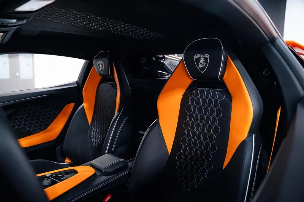 2025 Lamborghini Revuelto - Image 30 of 31