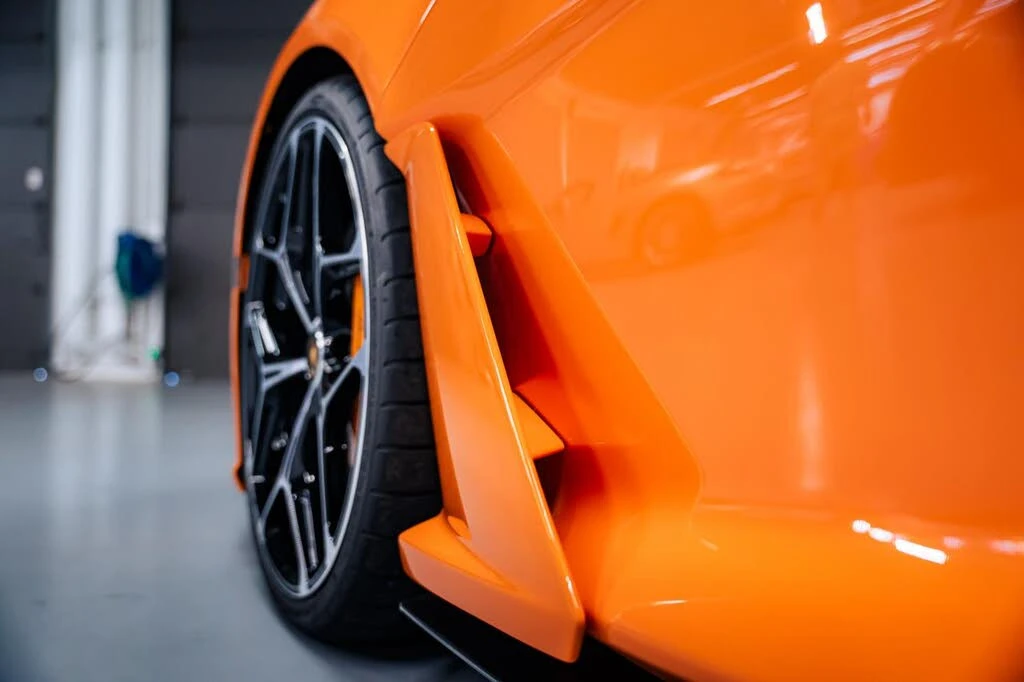 2025 Lamborghini Revuelto - Image 20 of 31
