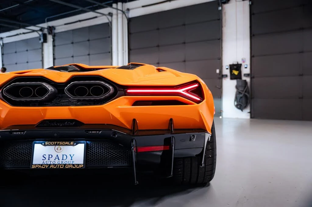 2025 Lamborghini Revuelto - Image 14 of 31