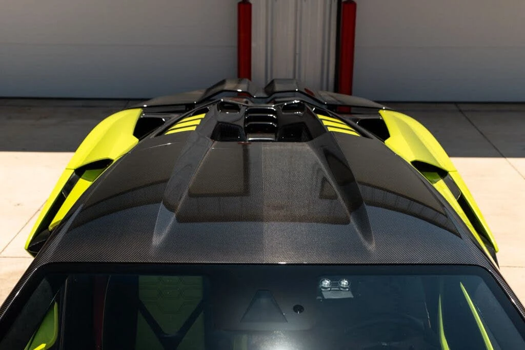 2025 Lamborghini Revuelto - Image 4 of 31