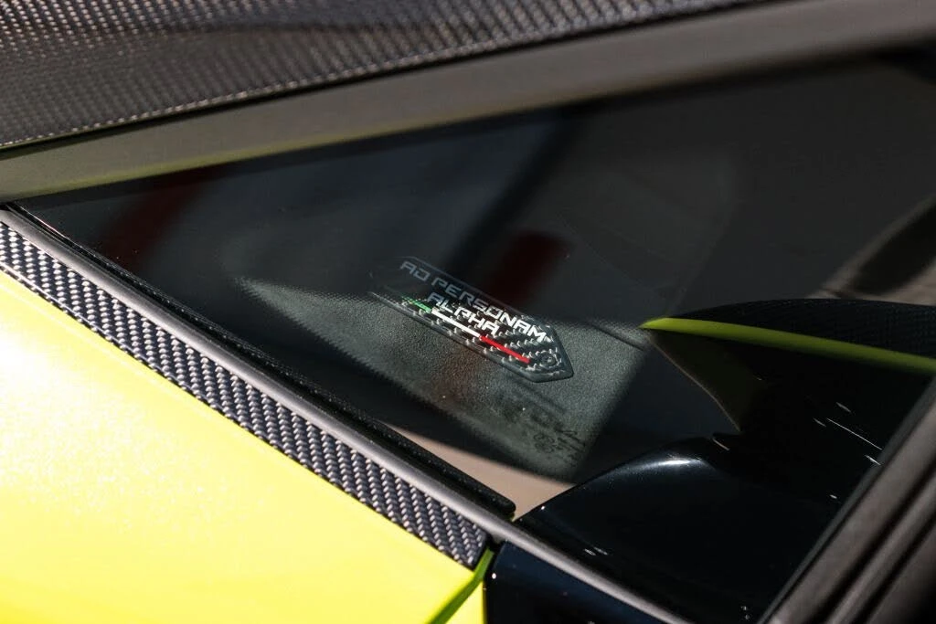 2025 Lamborghini Revuelto - Image 8 of 31