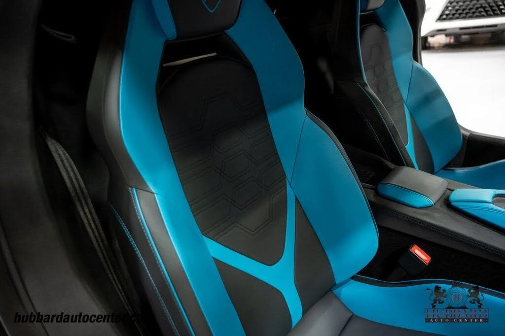 2025 Lamborghini Revuelto - Image 29 of 31