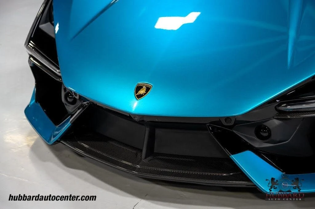 2025 Lamborghini Revuelto - Image 14 of 31