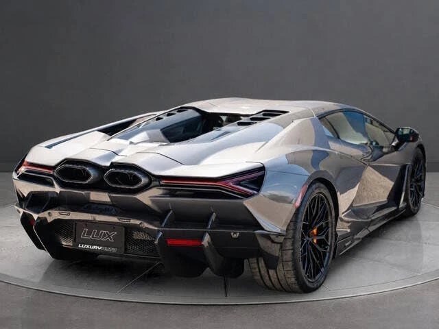 2025 Lamborghini Revuelto - Image 5 of 14