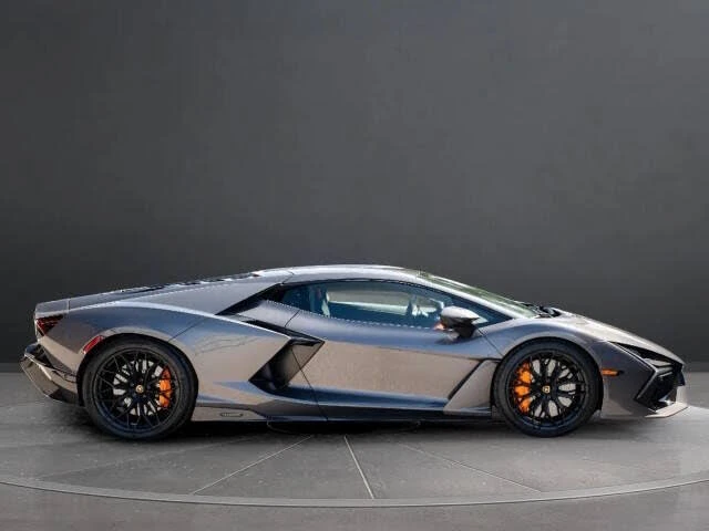2025 Lamborghini Revuelto - Image 3 of 14